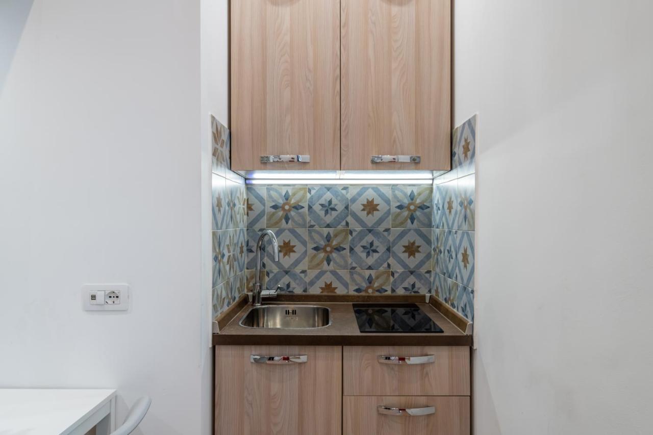 Isola - Studio Flat Milano Eksteriør billede
